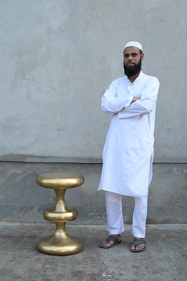 Atom Side Table