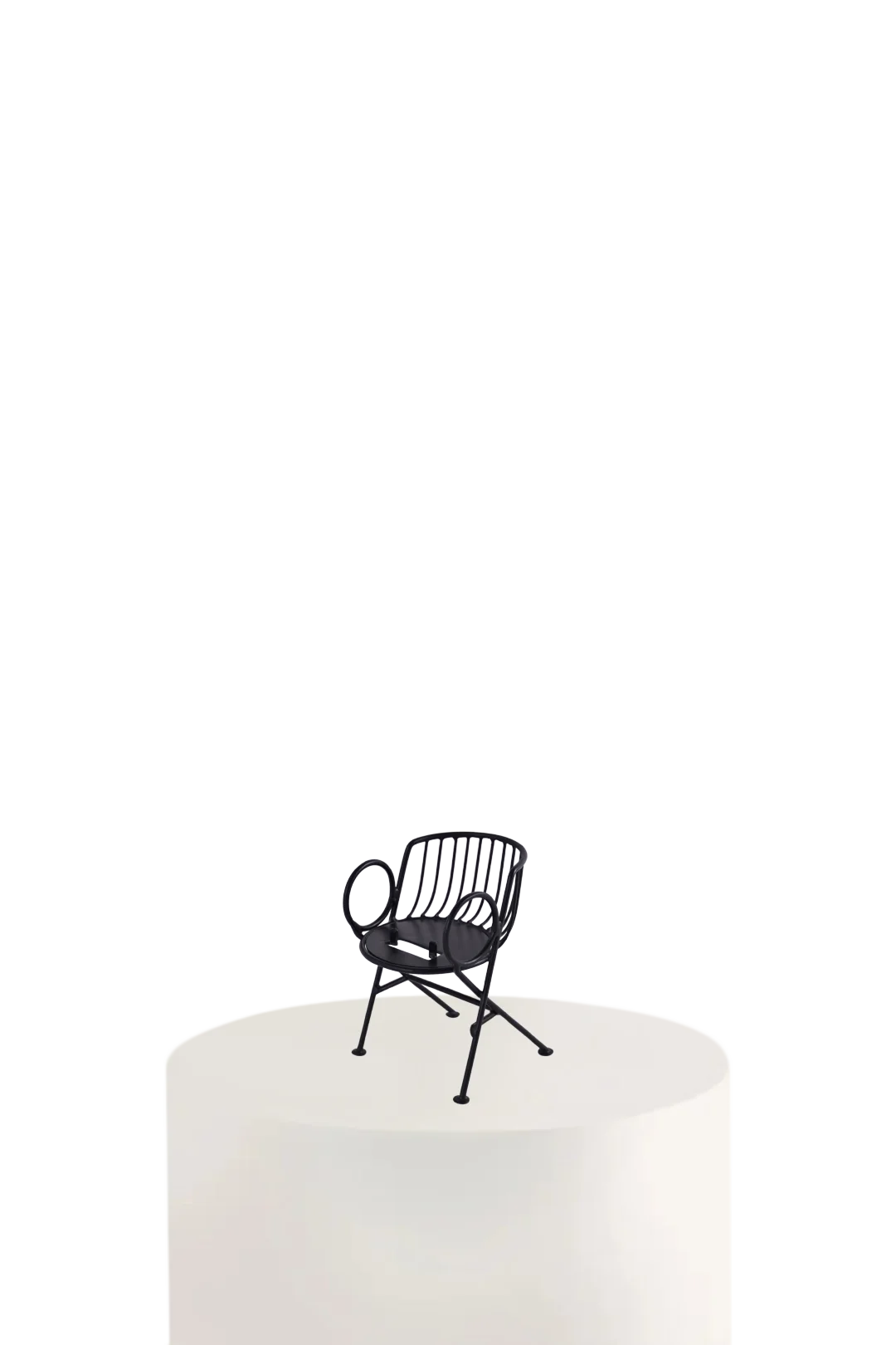 O2 Chair, Luxury Smart Phone Holder - Nama Home